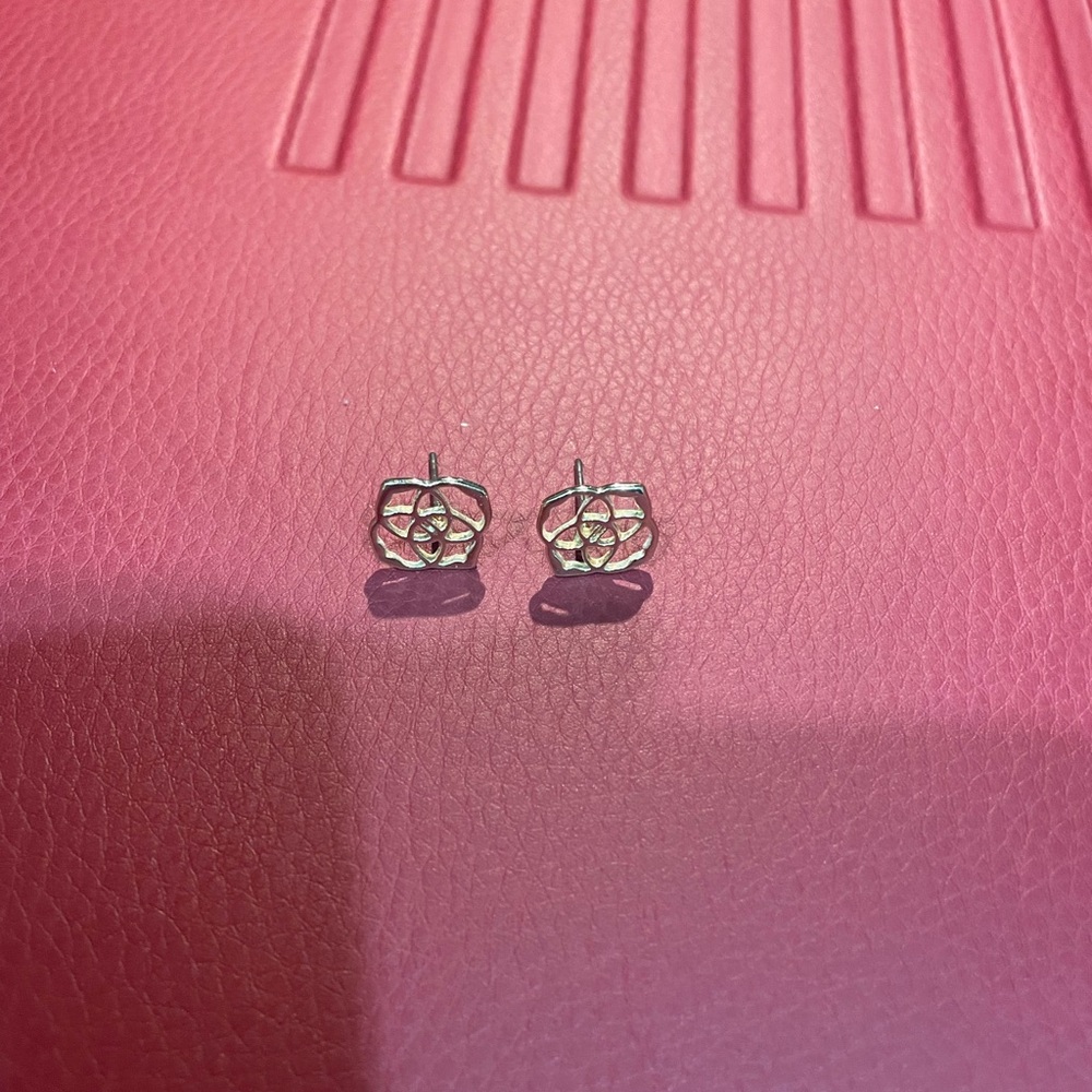 Kendra Scott gold studs